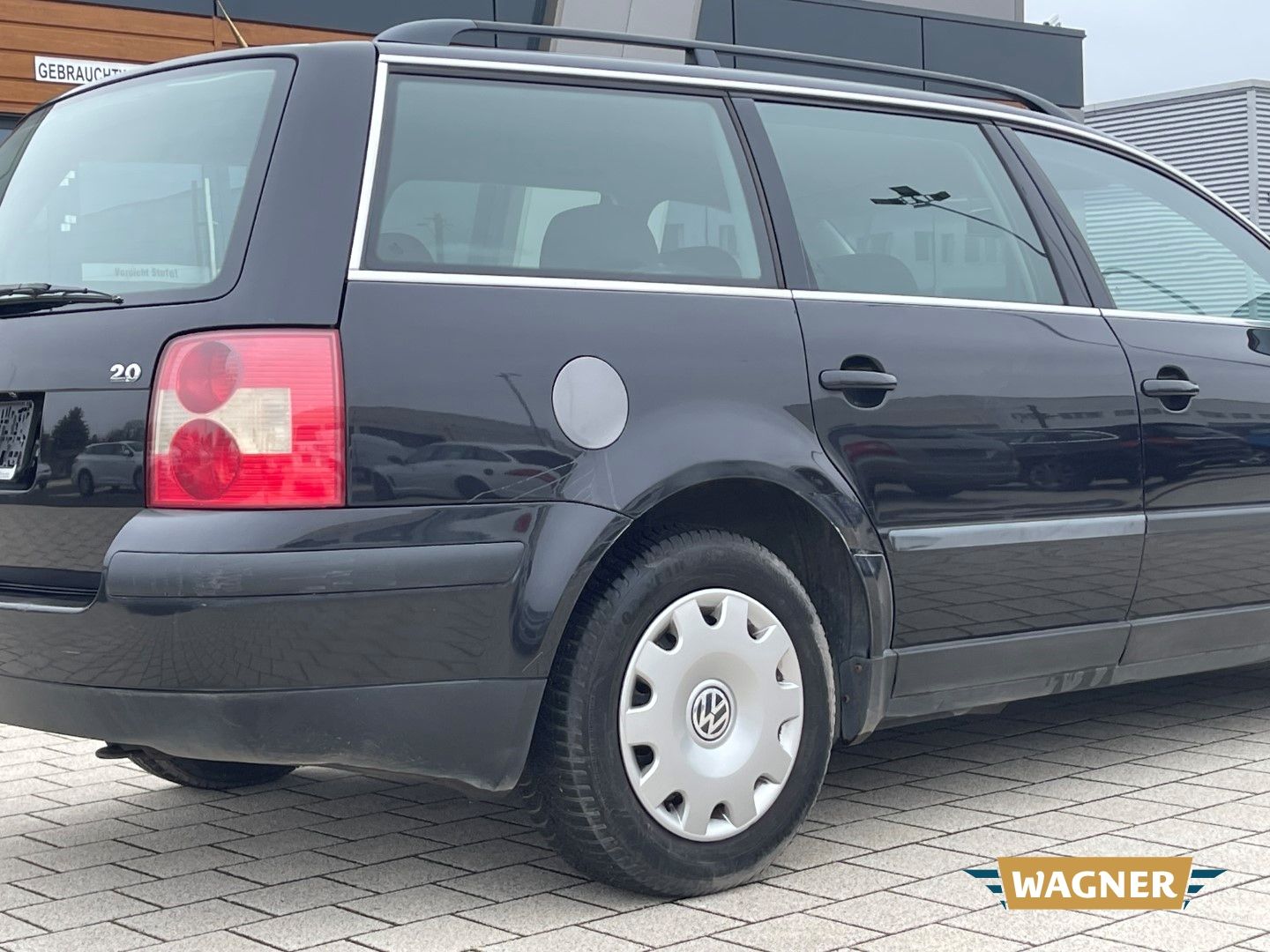 Fahrzeugabbildung Volkswagen Passat Variant Trendline 2.0 5V SHZ Tüv 08/25