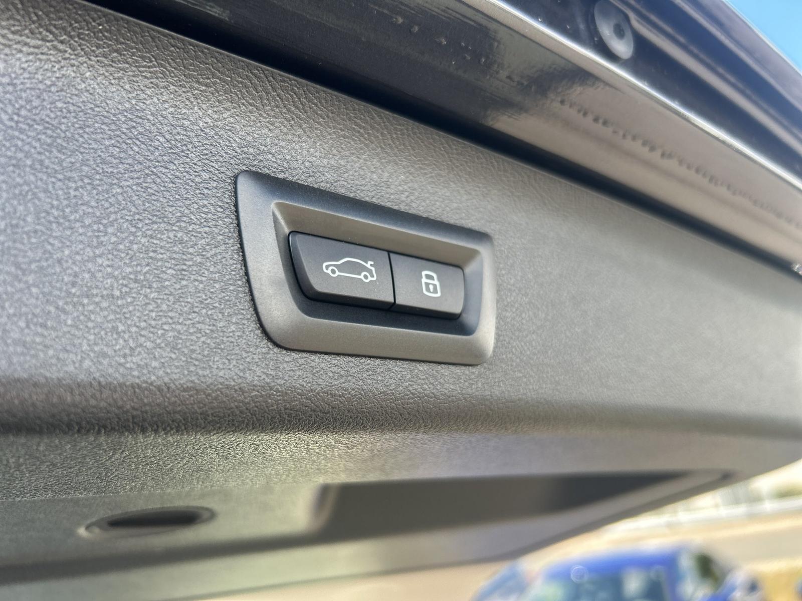 BMW 530e Tour LASER PANO Head-Up Komfortsitz Laserli