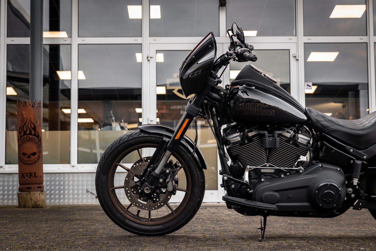 Fahrzeugabbildung Harley-Davidson LOW RIDER S FXLRS CLUBSTYLE - Jekill & Hyde