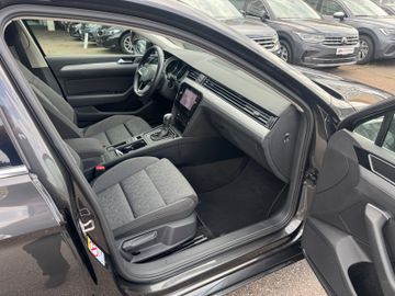 Volkswagen Passat Variant - 12