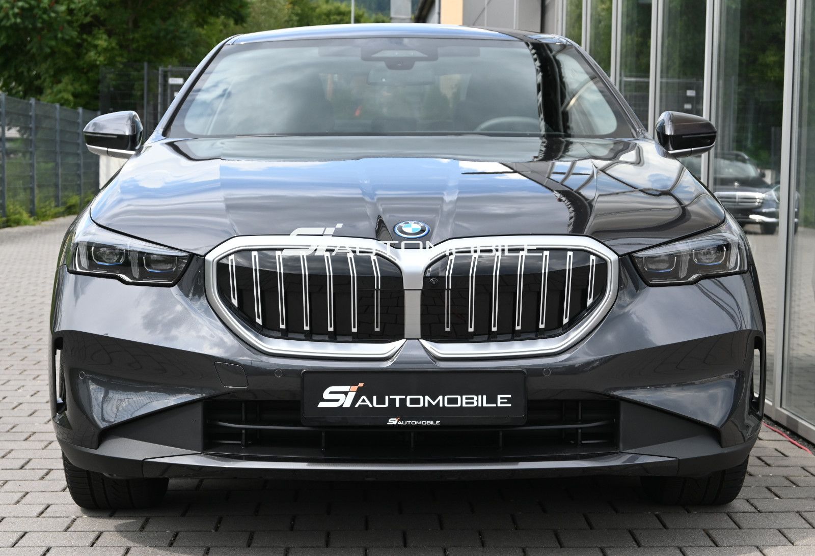 Fahrzeugabbildung BMW 530e °UVP 84.740€°ACC°AHK°SITZBELÜFT°360°HARMAN°