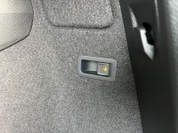 Skoda Karoq 1.5 TSI DSG Sportline NAV AHK MATRIX 5JGAR bei Autohaus Landmann & Maier OHG