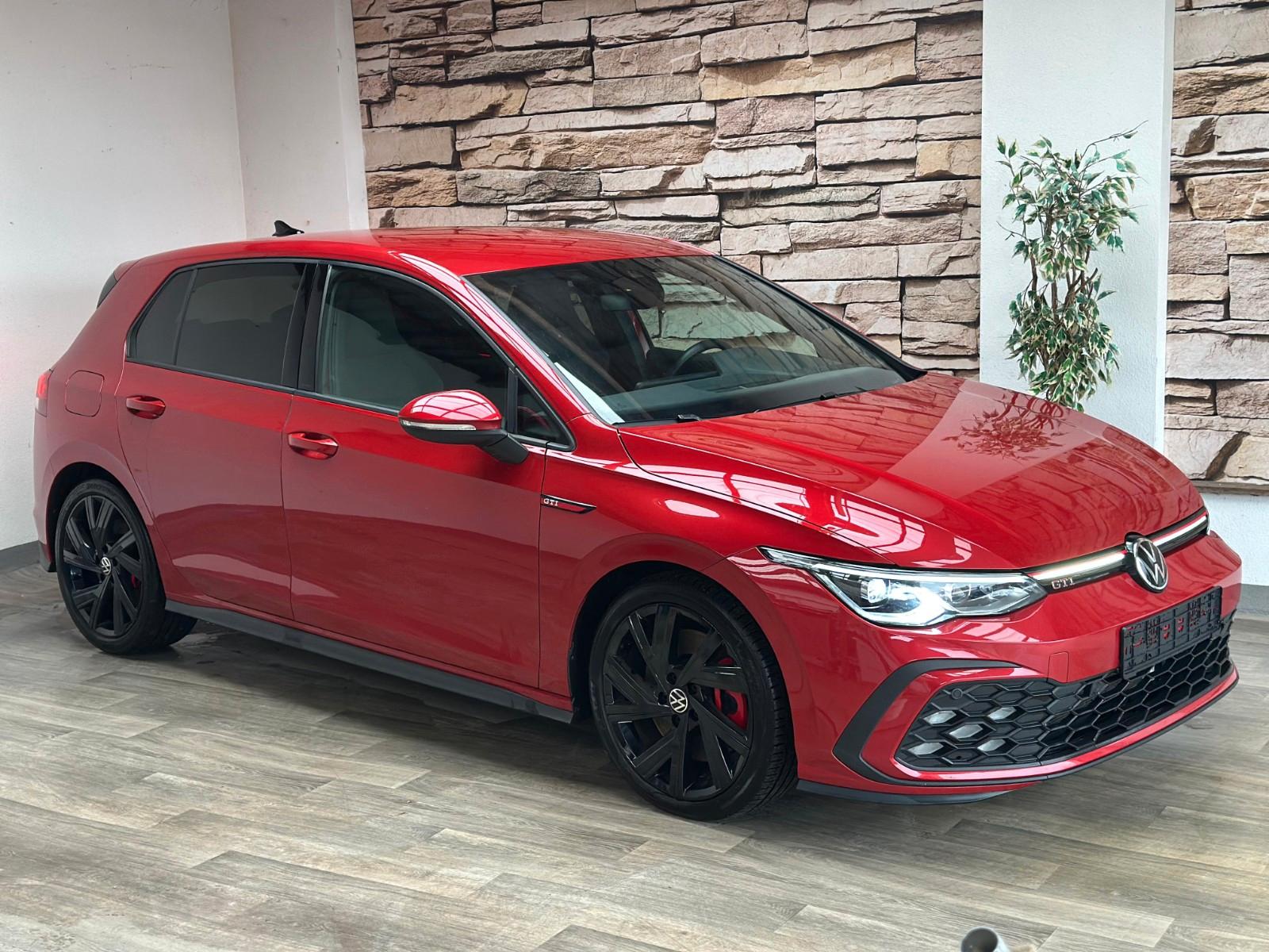 Volkswagen Golf VIII GTI KEYLESS NAVI KAMERA 18" LED+