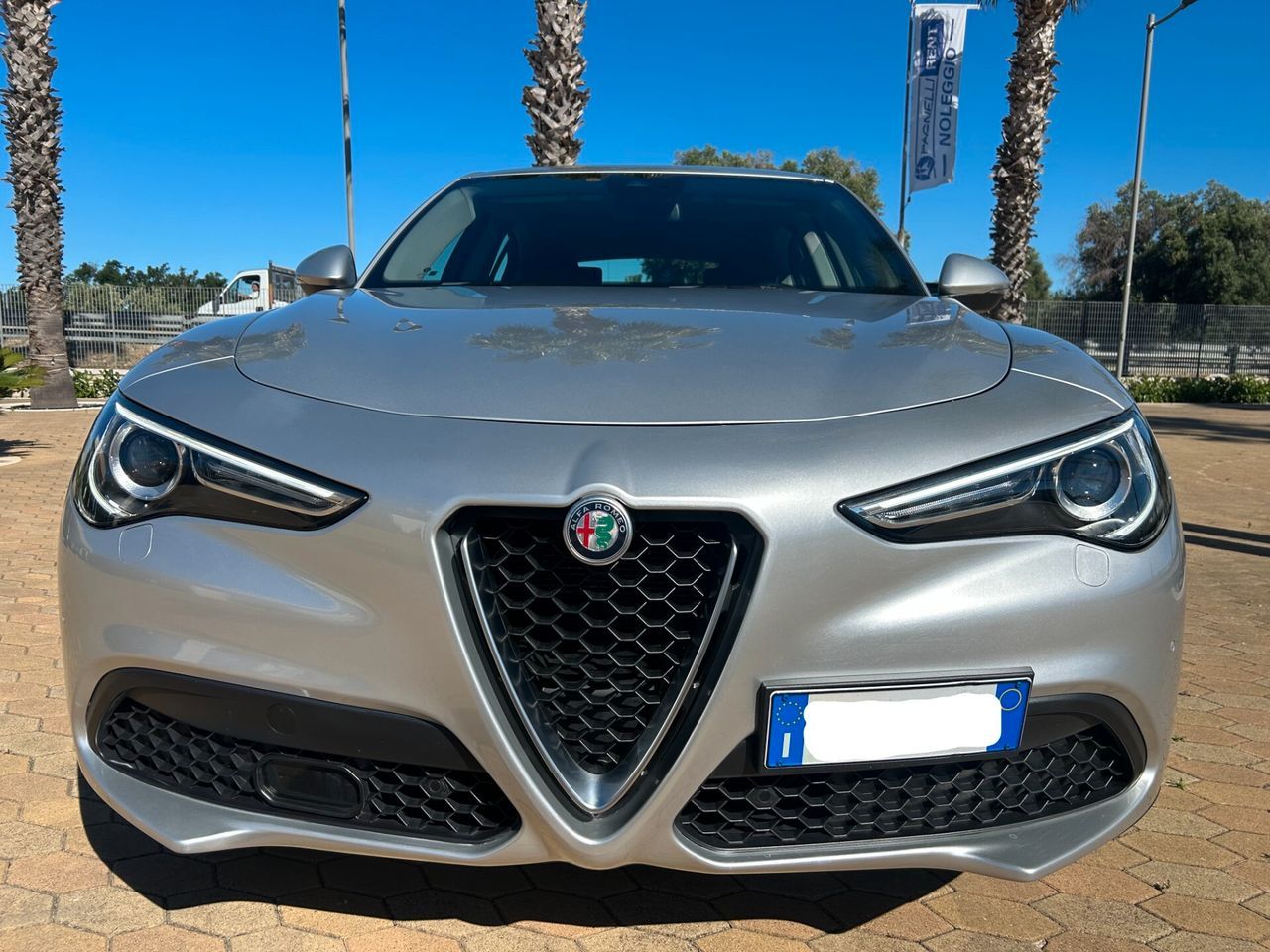 Alfa Romeo Stelvio 2.2 MJ 190CV Q4 Business imagem 2
