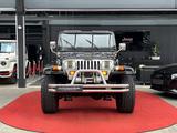 Jeep JEEP WRANGLER 4,0L V6 HIGH OUTPUT SAHARA / TÜV / - Jeep Oldtimer