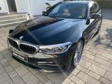 BMW 530d xDrive Touring A -Sport Line+HUD+LED+NAVI