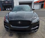 Jaguar F-Pace 20d AWD Pure Automatik Pure - gebrauchte Jaguar F-Pace aus dem Jahr 2020