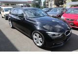 BMW 318d Sport Line 1hd Navi Tempo Scheckheftgepfl - BMW mit Diesel-Antrieb: Kombi