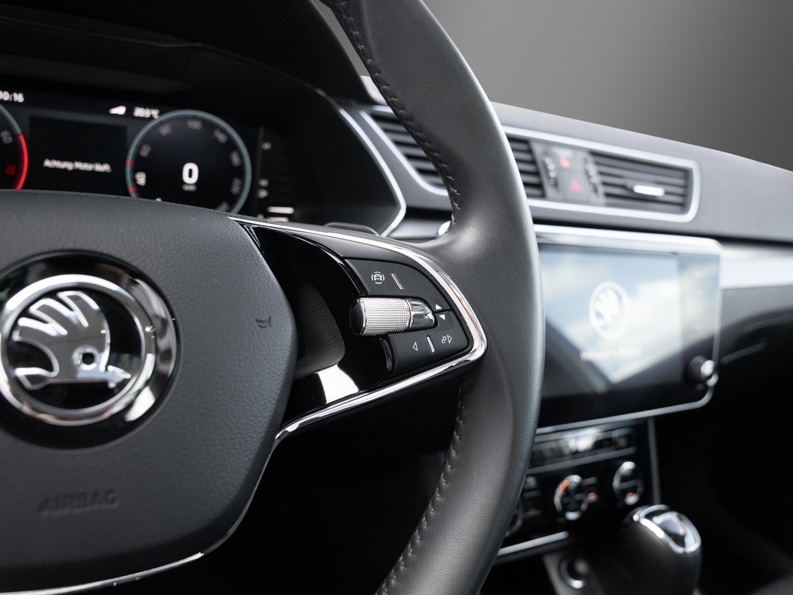Skoda Superb Style AHK PANO Progressivlenkung DAB+, миниатюра 18