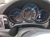 Porsche Macan Turbo mit Performance Paket Turbo mit ... - Porsche Macan Turbo-mit-Performance-Paket