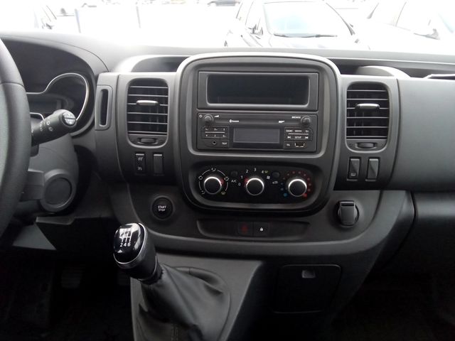 Foto Nummer 10: RENAULT Trafic