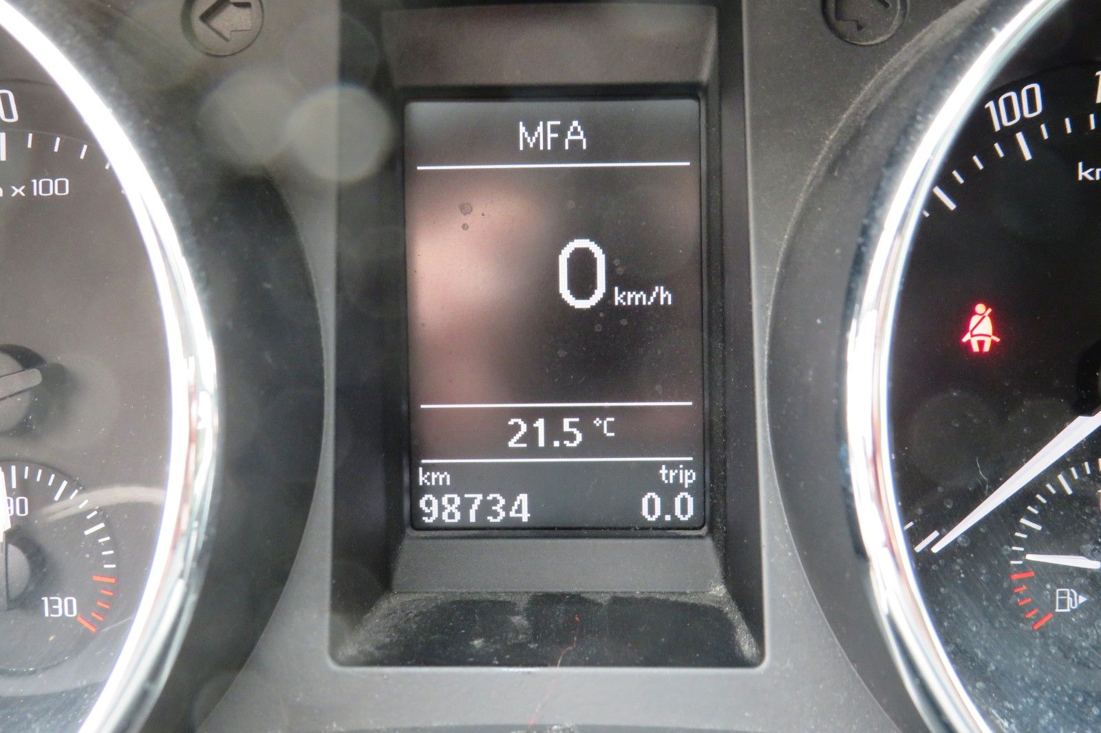 Fahrzeugabbildung SKODA Yeti Cool Edition TSI DSG AHK PDC GRA 1.HAND