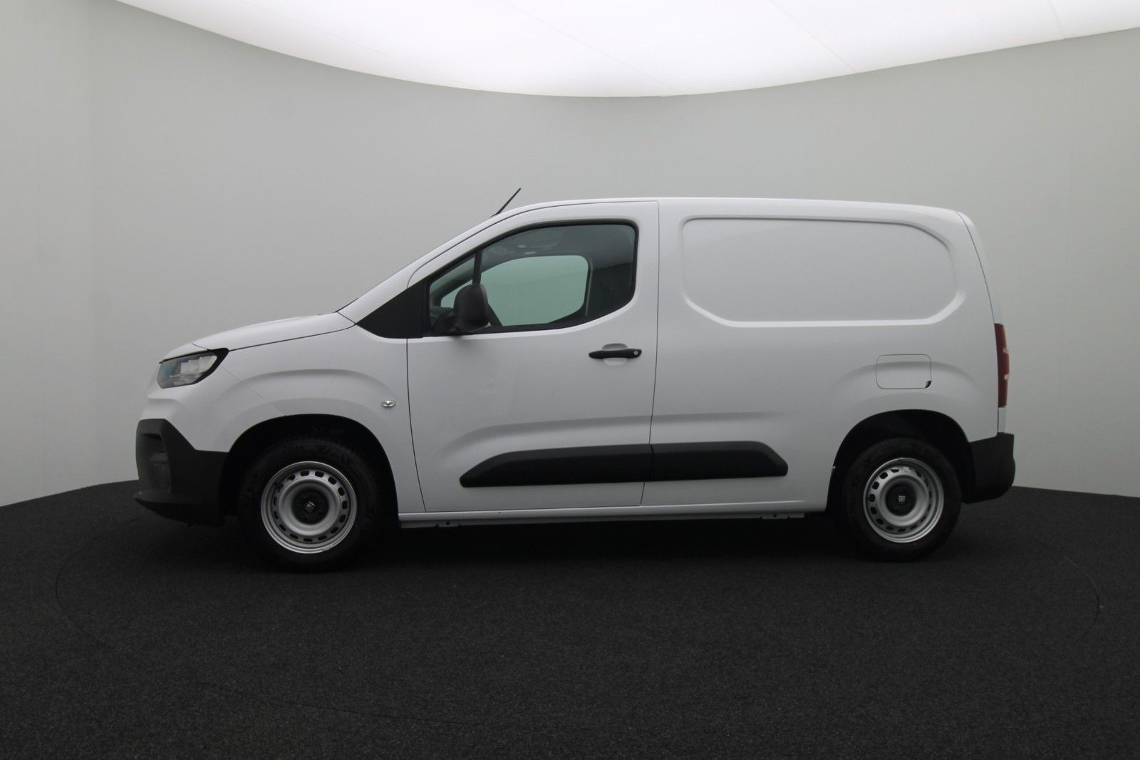 Fahrzeugabbildung Fiat Doblò Kastenwagen L1 1.5 BlueHDi 75 kW Easy Pro