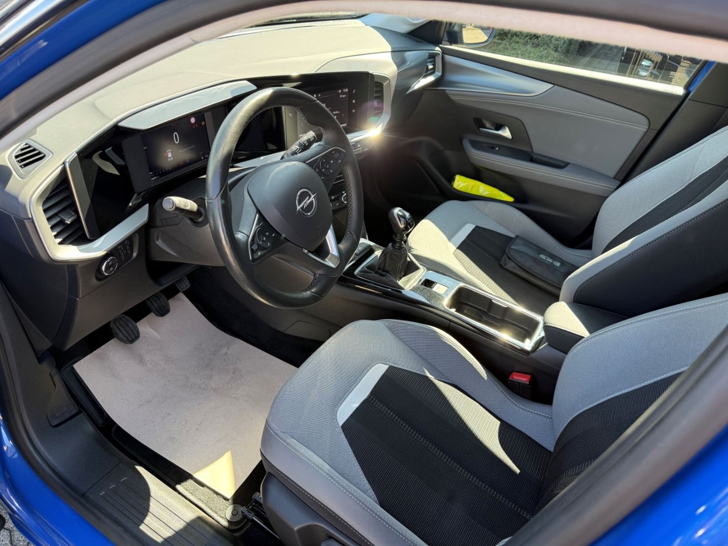 Fahrzeugabbildung Opel Mokka Elegance 1.2 Turbo SHZ+LHZ+Kamera