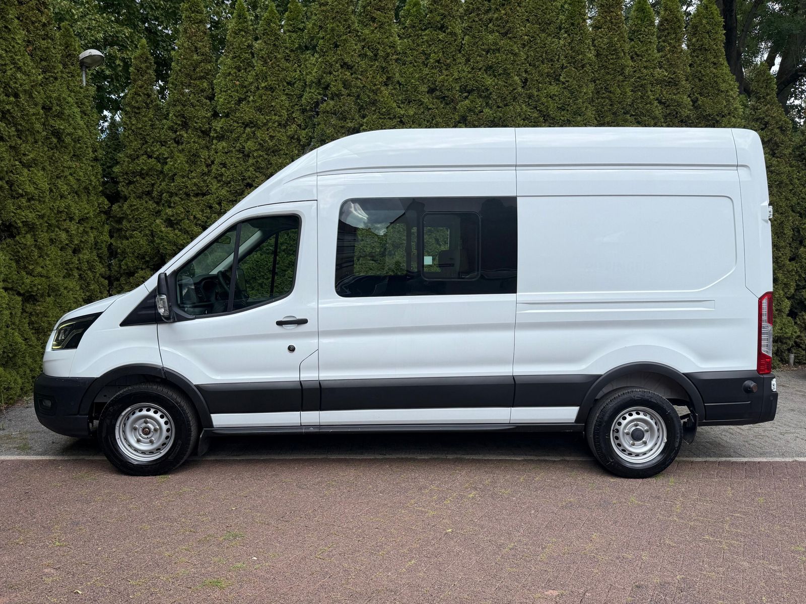 Fahrzeugabbildung Ford Transit 2.0 TDCI DOKA+6SI L3H2 XEN+KLIMA+SHZ+KAM