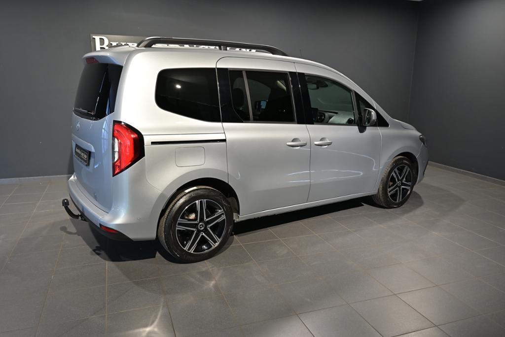 Mercedes-Benz T 180 d PROGRESSIVE NAVI AHK 1.5t. Klima LED ALU