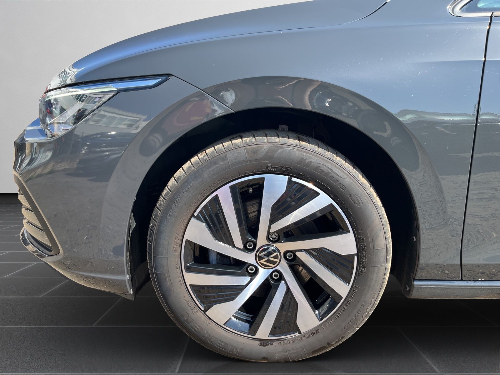 Volkswagen Golf - Bild 9