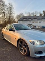 BMW 320 3 Coupe 320d. TÜV bis März 2011 - BMW 320 mit Diesel-Antrieb: Coupe