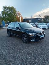 Volkswagen Tiguan 2.0 TDI BMT Comfortline.Panorama.Navi.AHK - Volkswagen Tiguan in Kiel