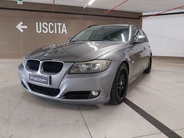 BMW 320 - 5