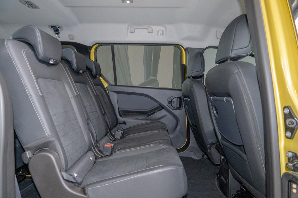 Mercedes-Benz T 180 *Edition Lang LED Nav AHK 7-Sitz