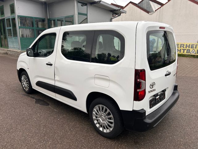 Toyota PROACE CITY Verso 1,2-l-Turbo 81kW L1 Business