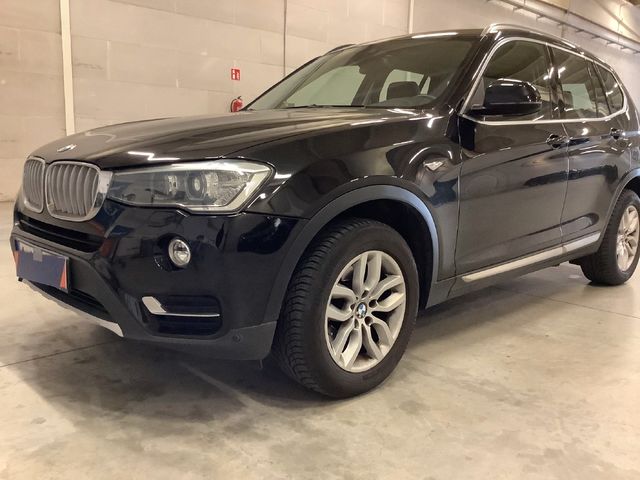 BMW X3 xDrive 20i +BI-XENON+LEDER+NAVI+SITZHZ+AHK+