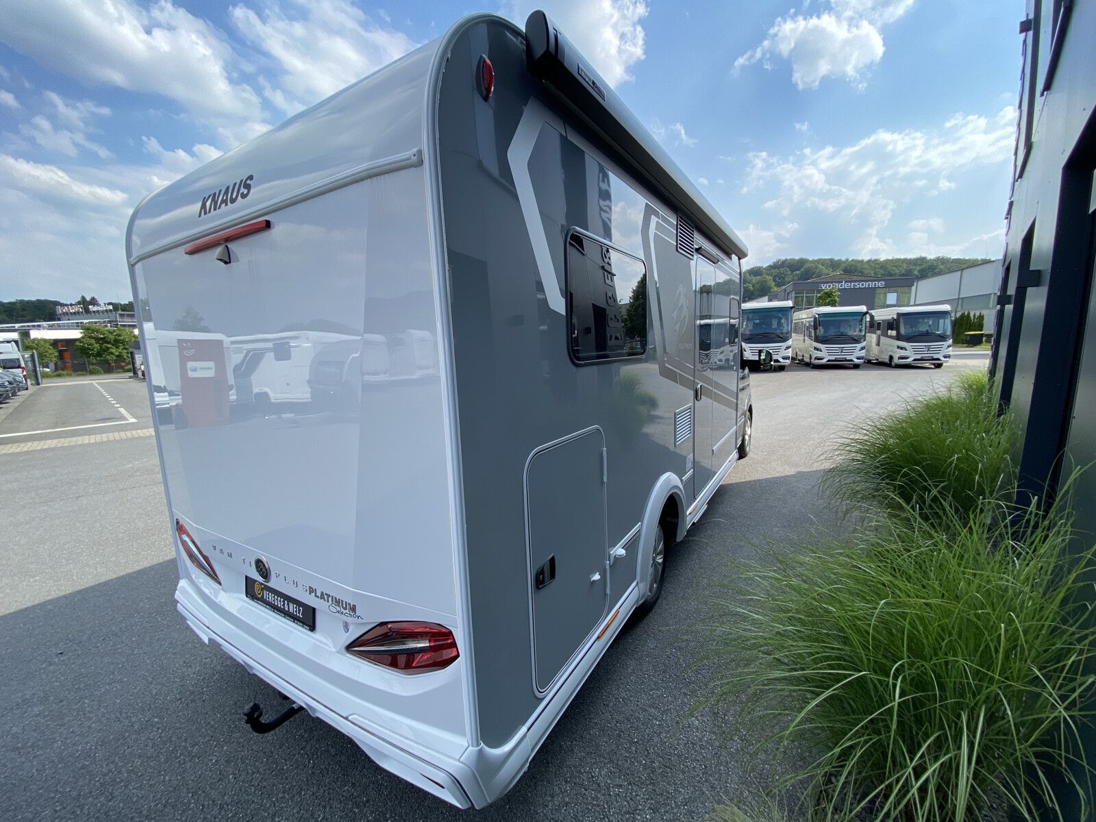 Fahrzeugabbildung Knaus Van TI PLUS PLATINUM SELECTION 700 LF Allrad,AHK