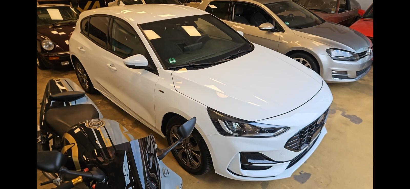 Ford Focus Lim. ST-Line      Sehr Gepflegt