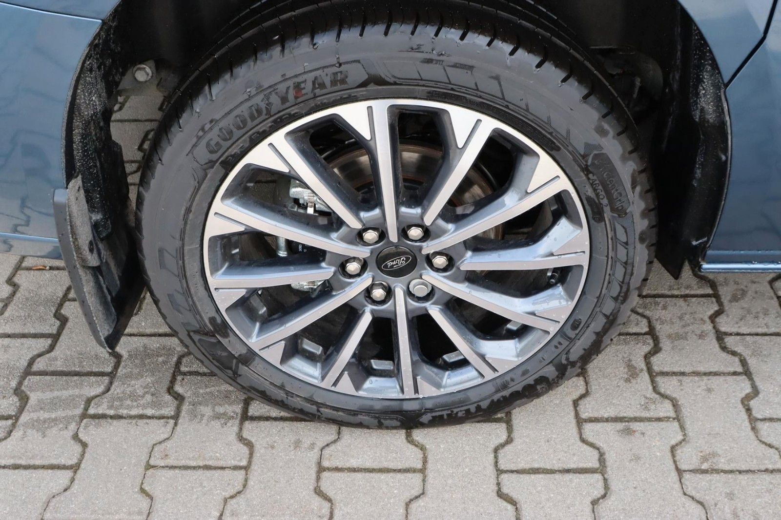 Ford Tourneo Custom Titanium X 320 L1 4x4 3,99% FIN* imagem 3