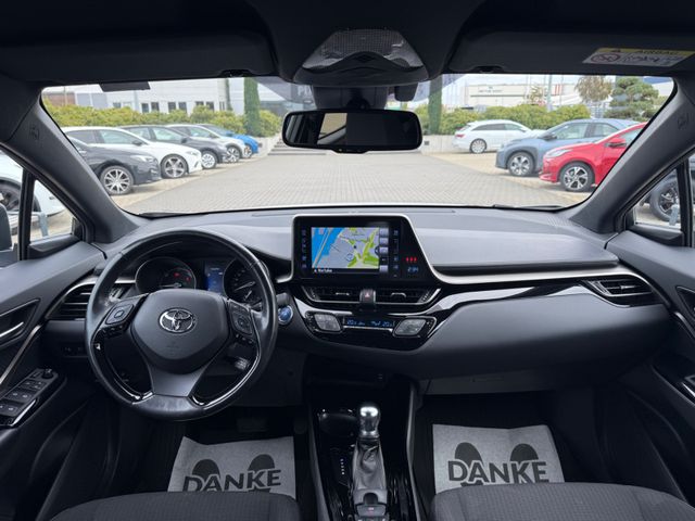 Toyota C-HR Hybrid Team D