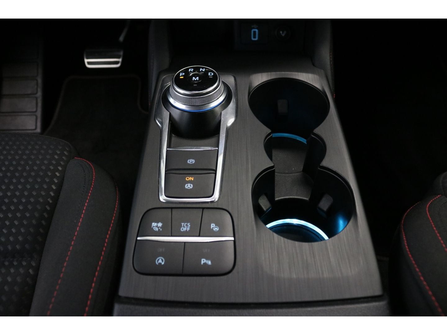 Fahrzeugabbildung Ford Focus Turnier ST-Line Automatik LED Kamera