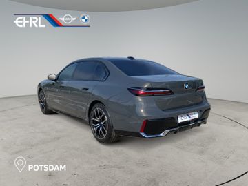 BMW 740 - 4