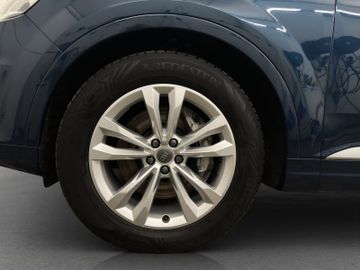 Audi Q7 - 10