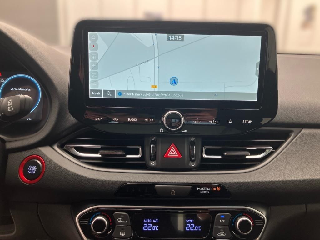Fahrzeugabbildung Hyundai i30 1,5 T-GDi N-LINE 7-DCT Pano 2xKlima Navi