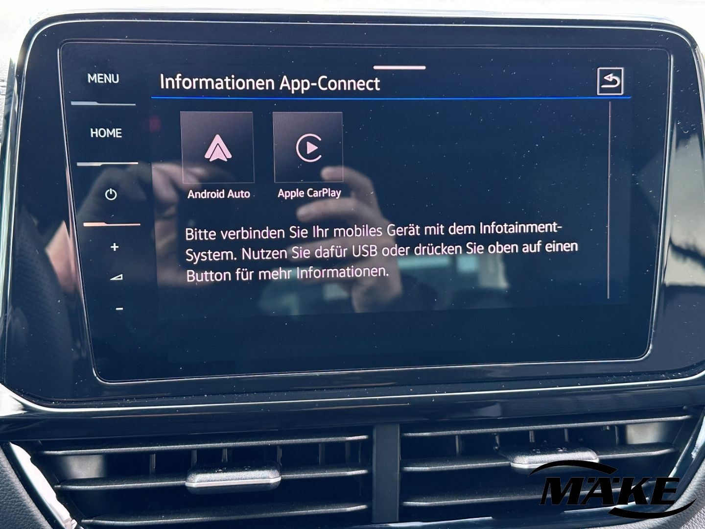 T-Roc R-Line 1.5 TSI DSG AHZV IQ.L ACC BLACK STD