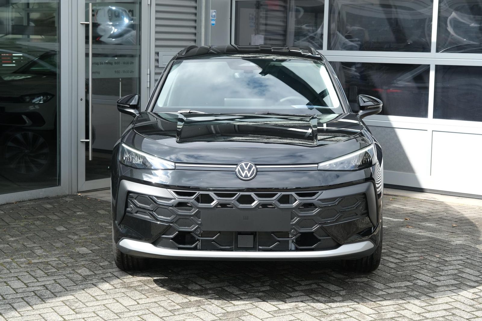 Volkswagen T-Roc 1.5 eTSI Life DSG AHK ACC LED App-Navi ... imagem 3