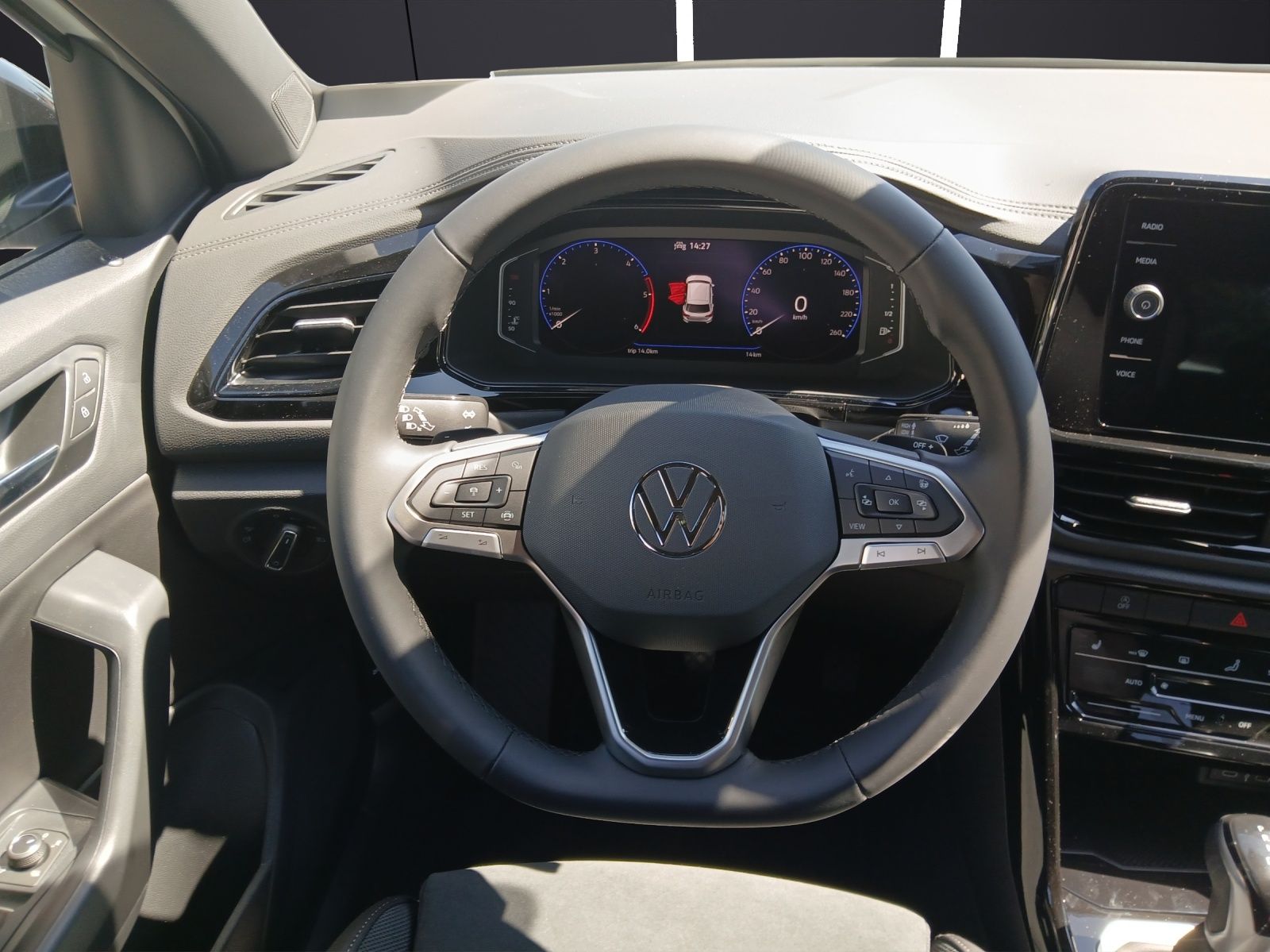 Fahrzeugabbildung Volkswagen T-Roc Style 2.0 l TDI SCR 4MOTION 110 kW 2.0l TD