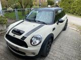 MINI John Cooper Works Coupé - weiße MINI Coupe Serie