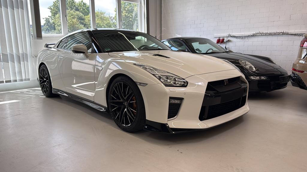 Nissan GT-R GT-R Black Edition, FULL, Carbon
