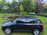 Volkswagen Tiguan 2.0 TSI  DSG 4MOT-KAMERA-PANO-TÜV NEU - Benzin Gebrauchtwagen