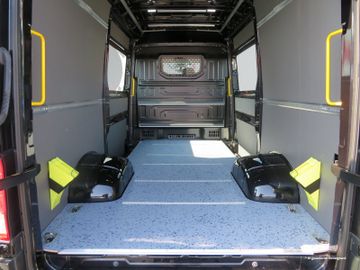 Volkswagen Crafter - 5