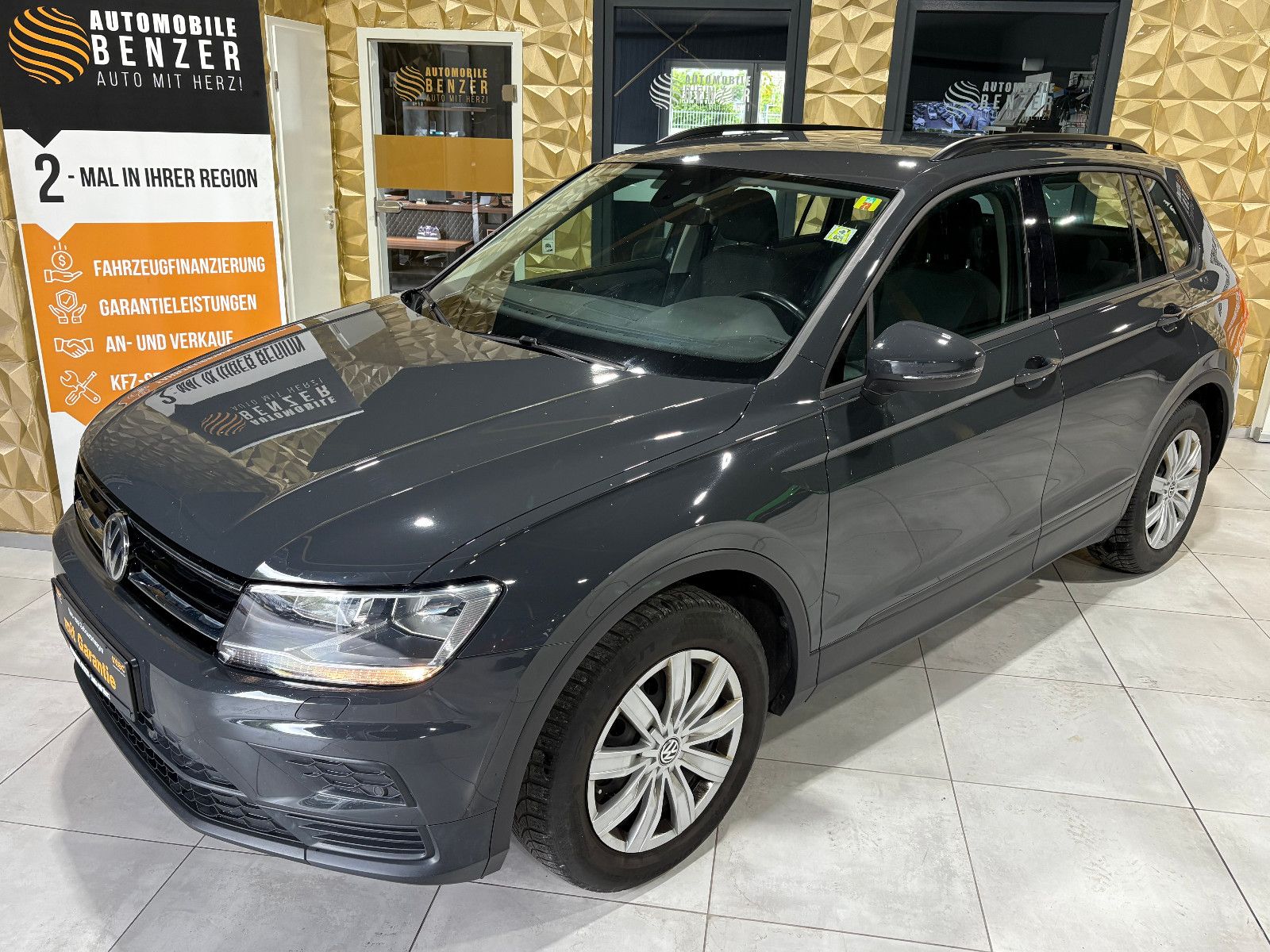 Fahrzeugabbildung Volkswagen Tiguan Trendline BMT/Start-Stopp/8-FACH/PDC/SHZ/