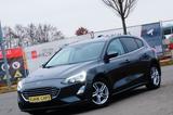 Ford Focus Lim. Cool & Connect*NAVI*PDC*SHZ*AUTOMATIK - Ford Focus mit Diesel-Antrieb: Limousine, Automatik