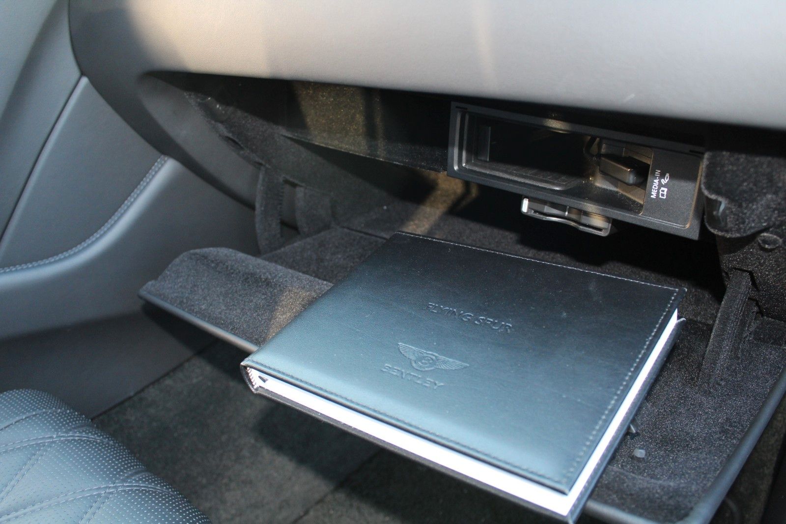 Flying Spur 6.0 W12 Muliner Ausstattung!