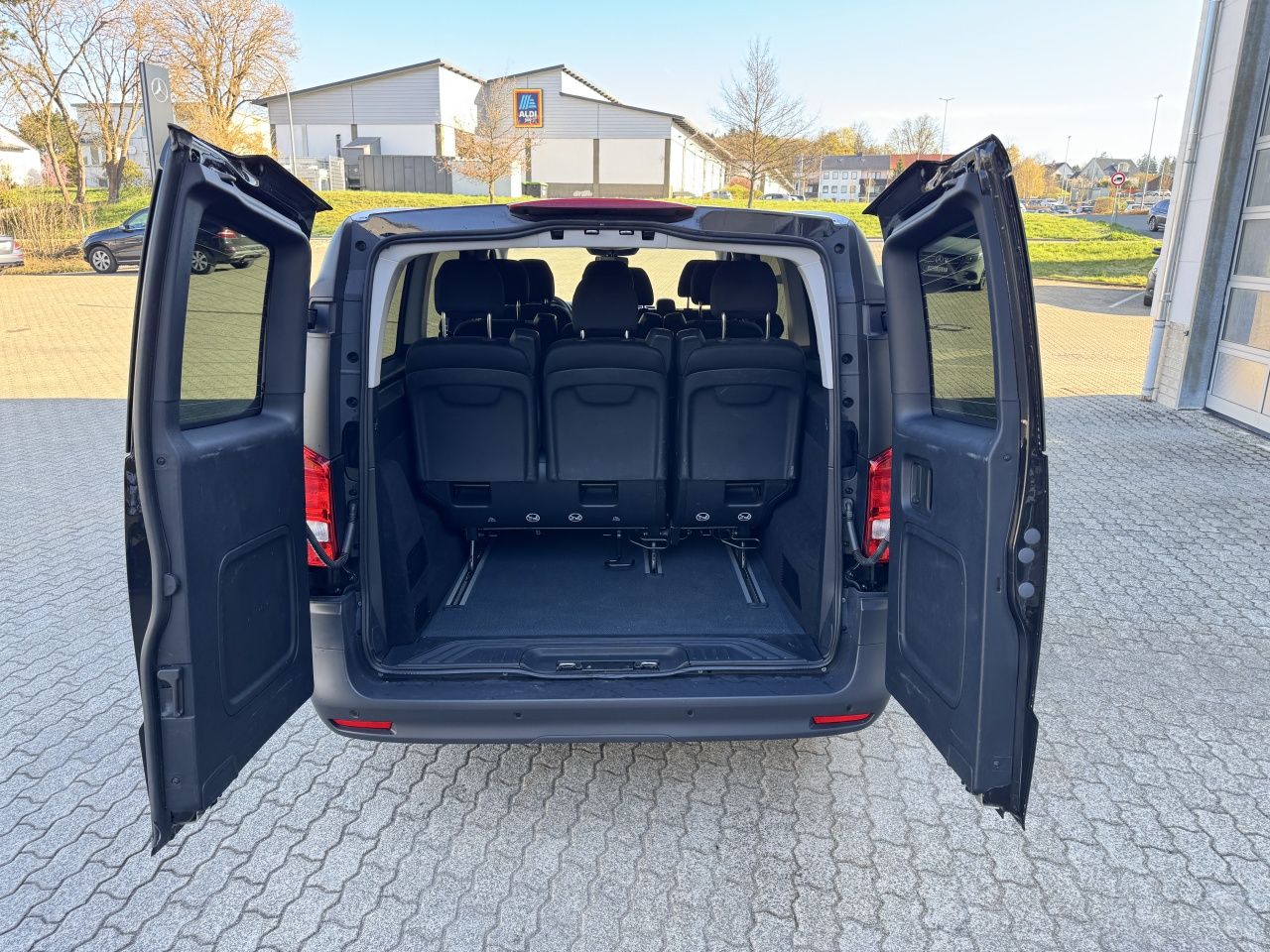 Fahrzeugabbildung Mercedes-Benz Vito 116CDI 4x4 Tourer PRO Lang Klima*2Schiebet.