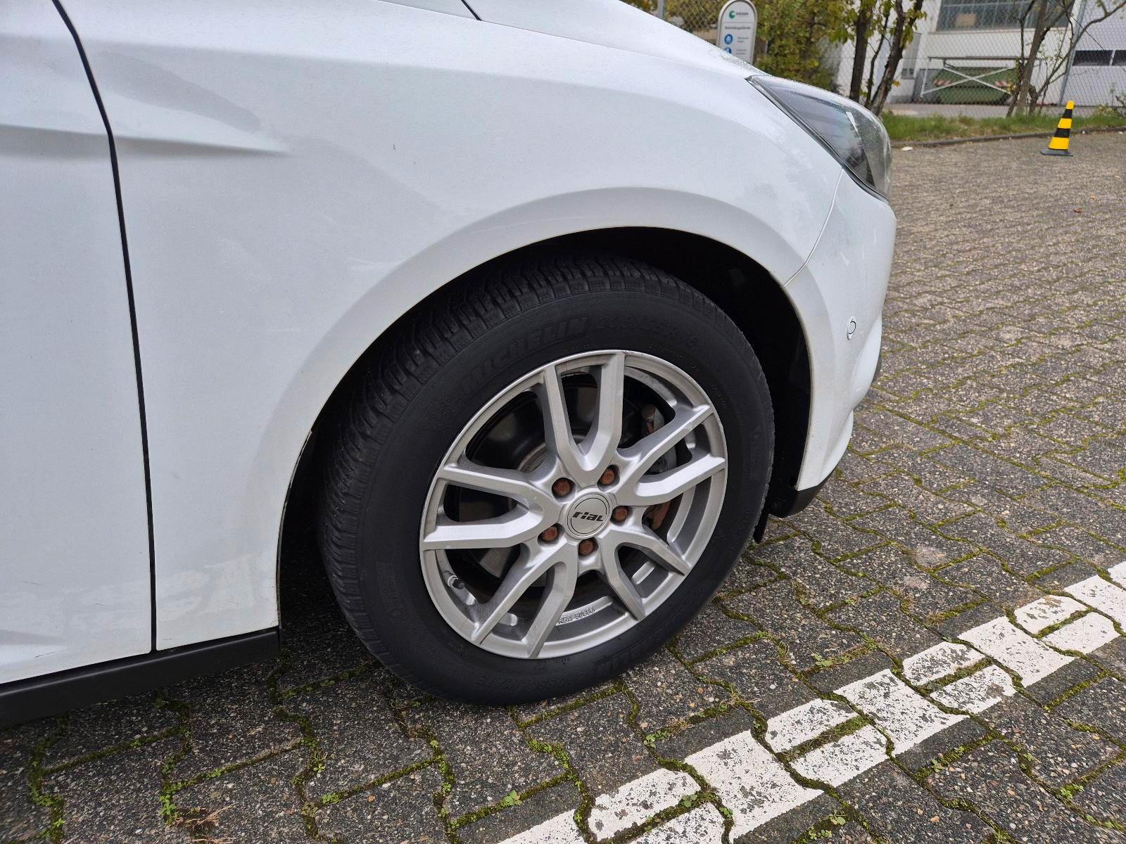 Ford Focus 2013 — photo 6