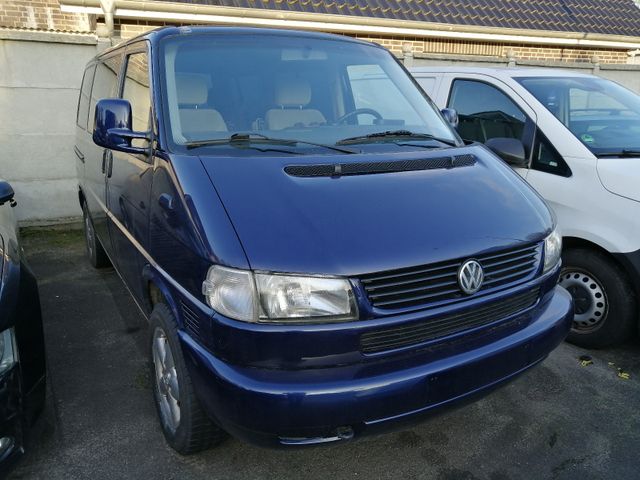 Volkswagen T4 Multivan 2.5 TDI