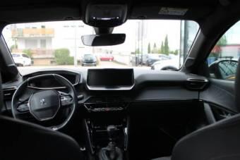 Peugeot 208 GT PUTE 100