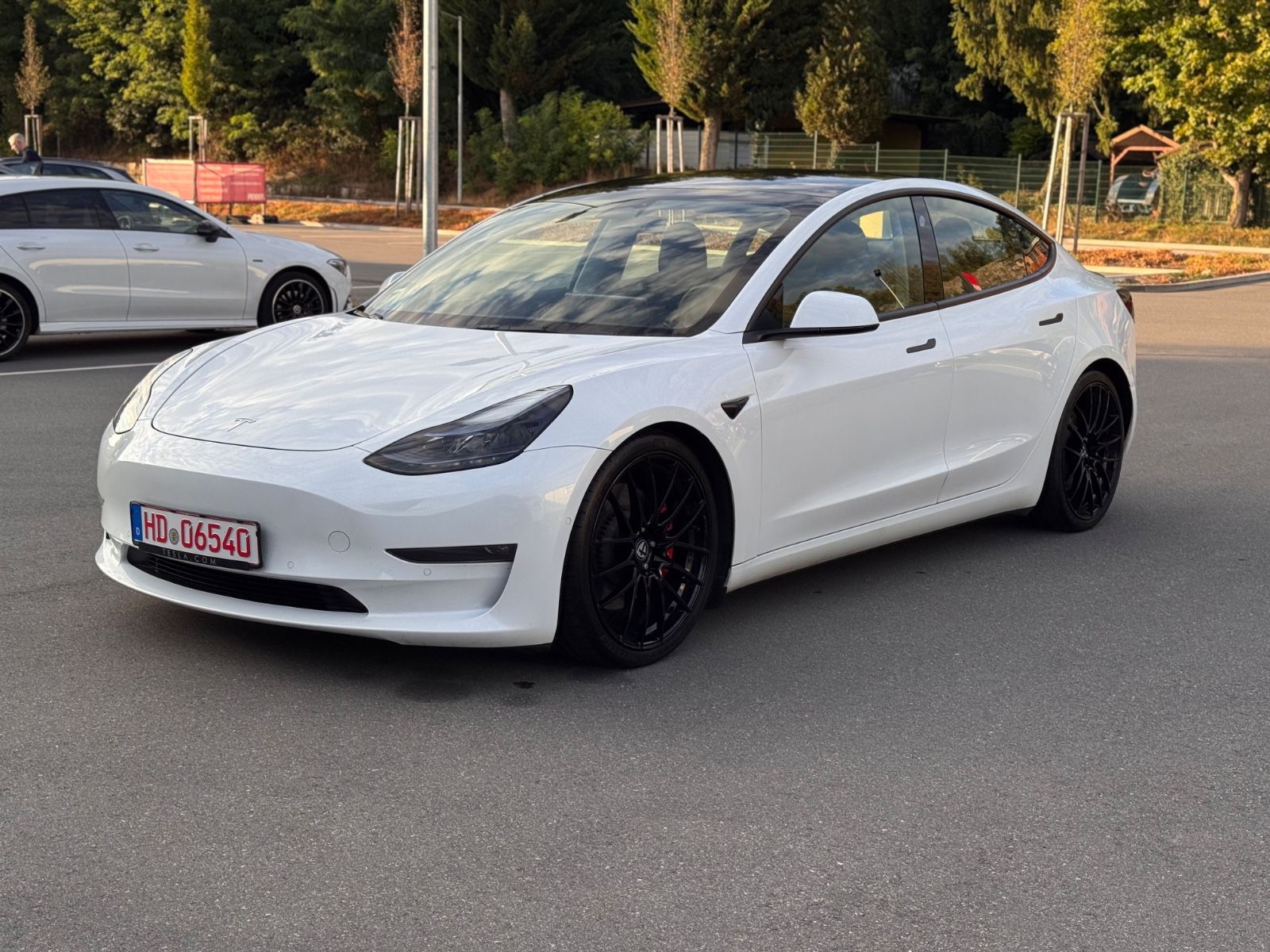Tesla Model 3 Performance AWD TÜV 12/2027 1-Hand MwSt. imagem 2